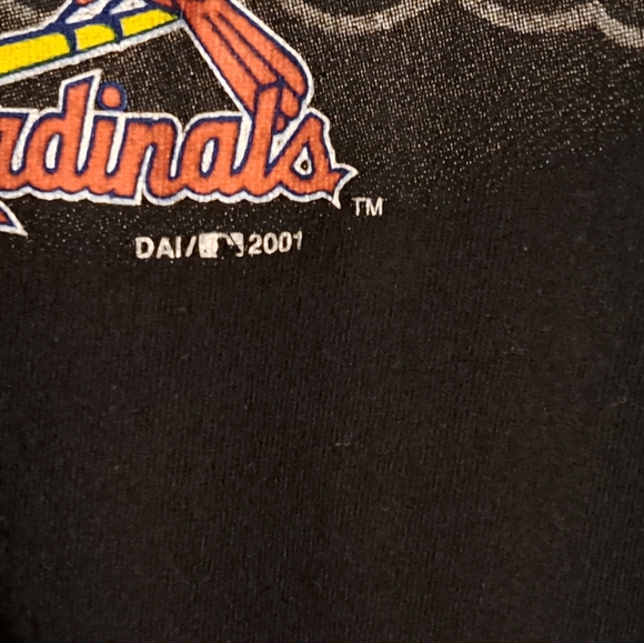 St. Louis Cardinals 2001 tshirt - Picture 3 of 4